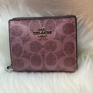 NWOT Coach Snap Wallet  CCL93